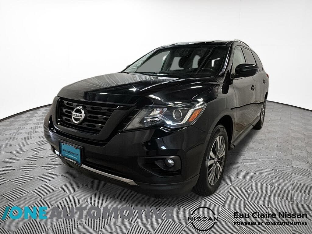 2017 NISSAN Pathfinder