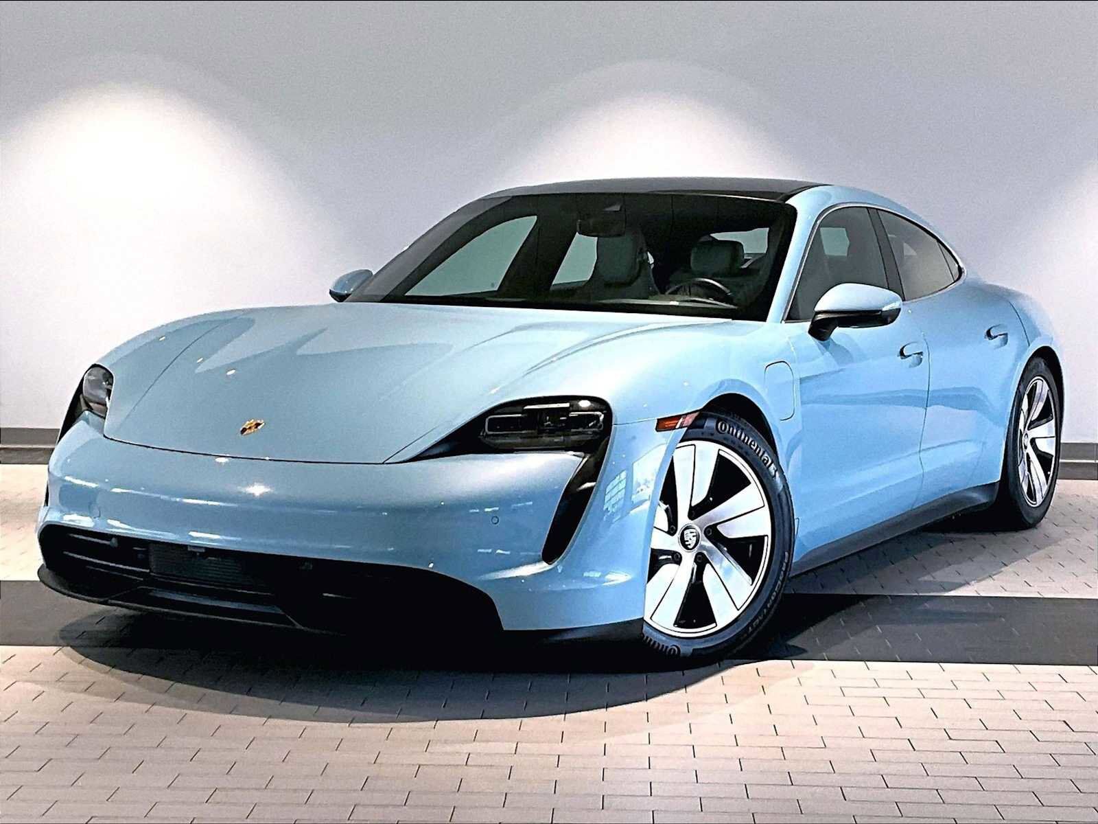 2022 PORSCHE Taycan