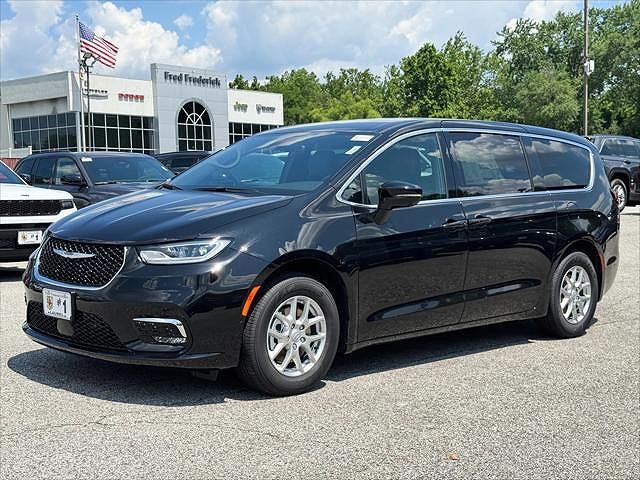 2025 CHRYSLER Pacifica