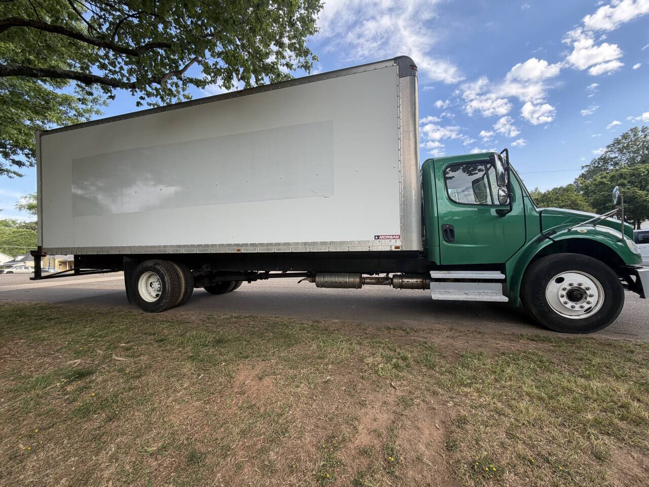 2015 FREIGHTLINER M2