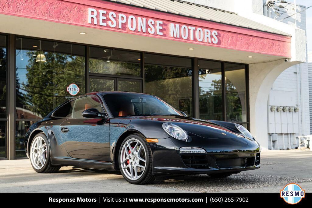 2010 PORSCHE 911
