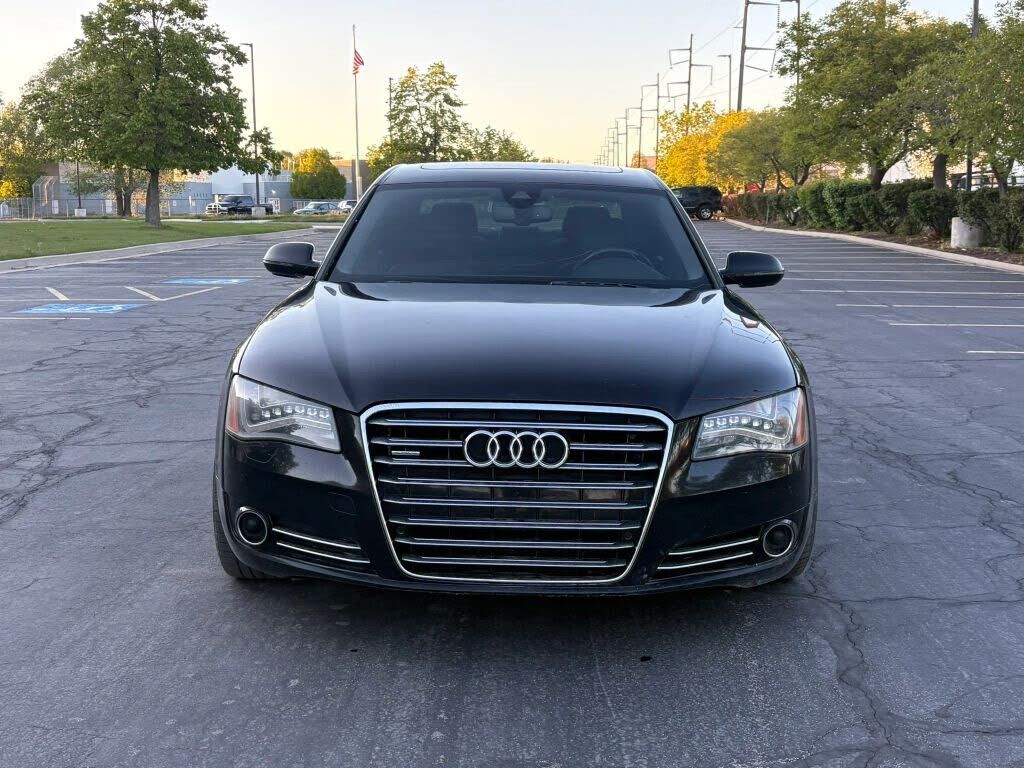 2012 AUDI A8
