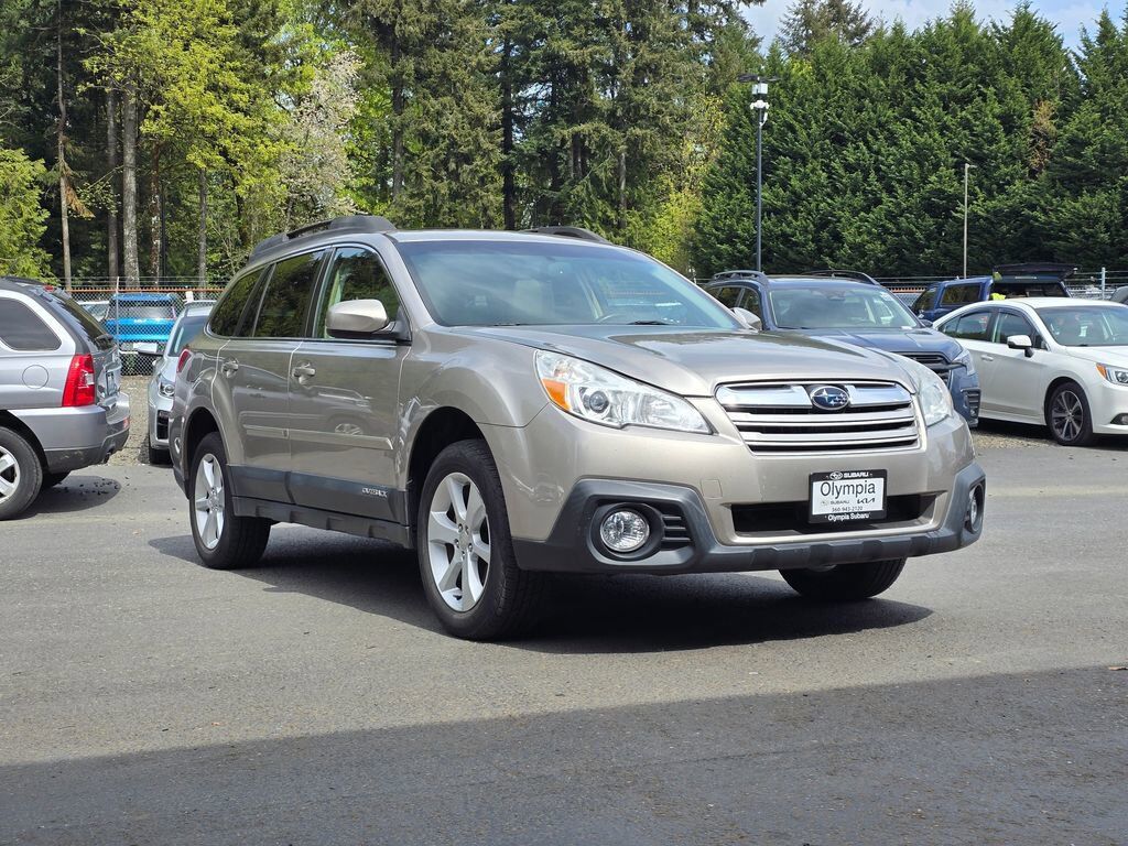 2014 SUBARU Outback
