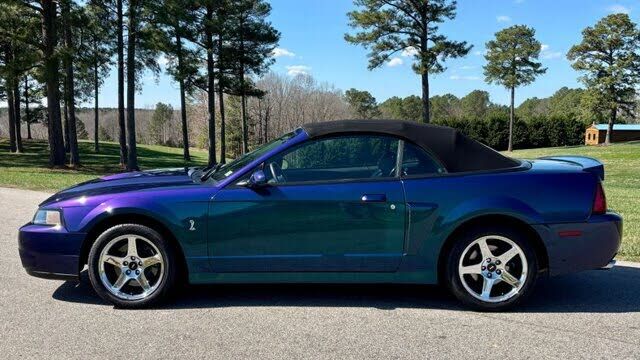 2004 FORD Mustang