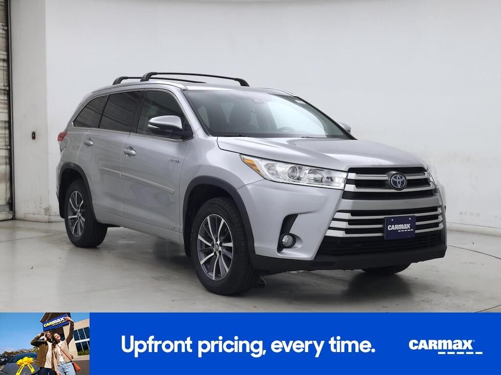 2017 TOYOTA Highlander