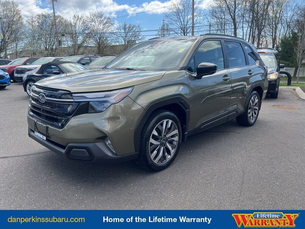 2025 SUBARU Forester