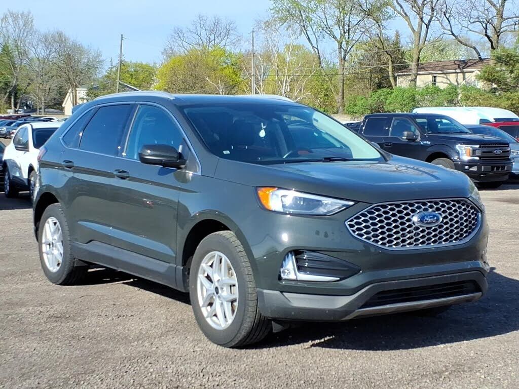 2023 FORD Edge