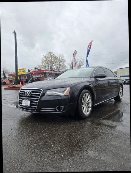 2012 AUDI A8