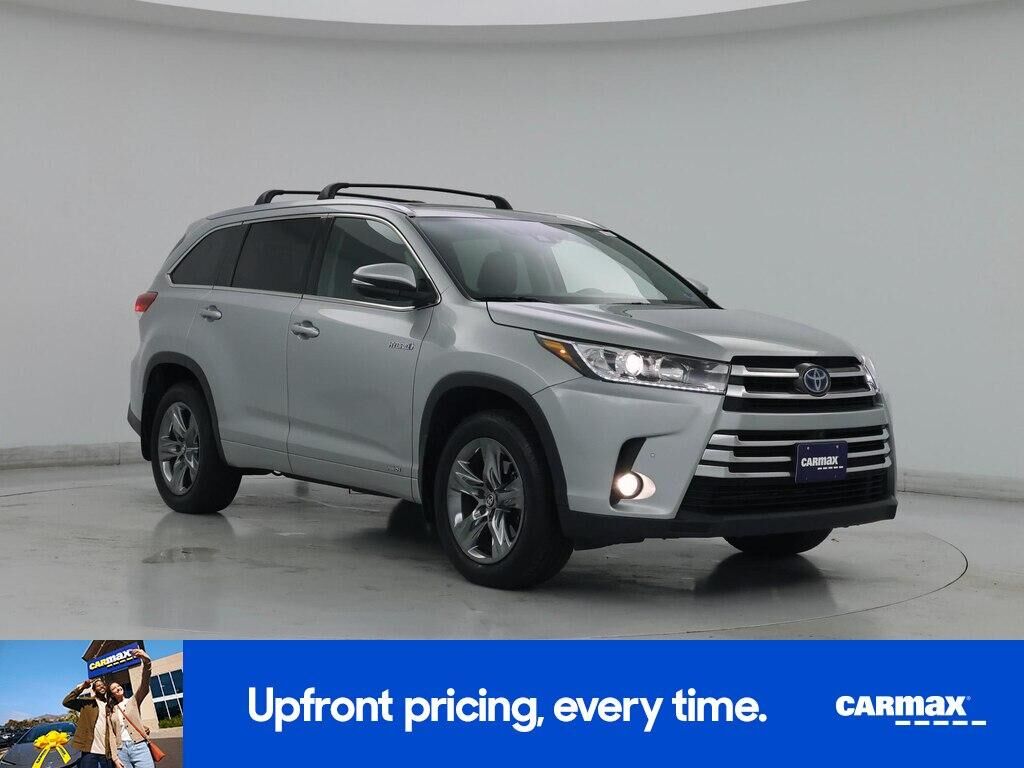 2017 TOYOTA Highlander