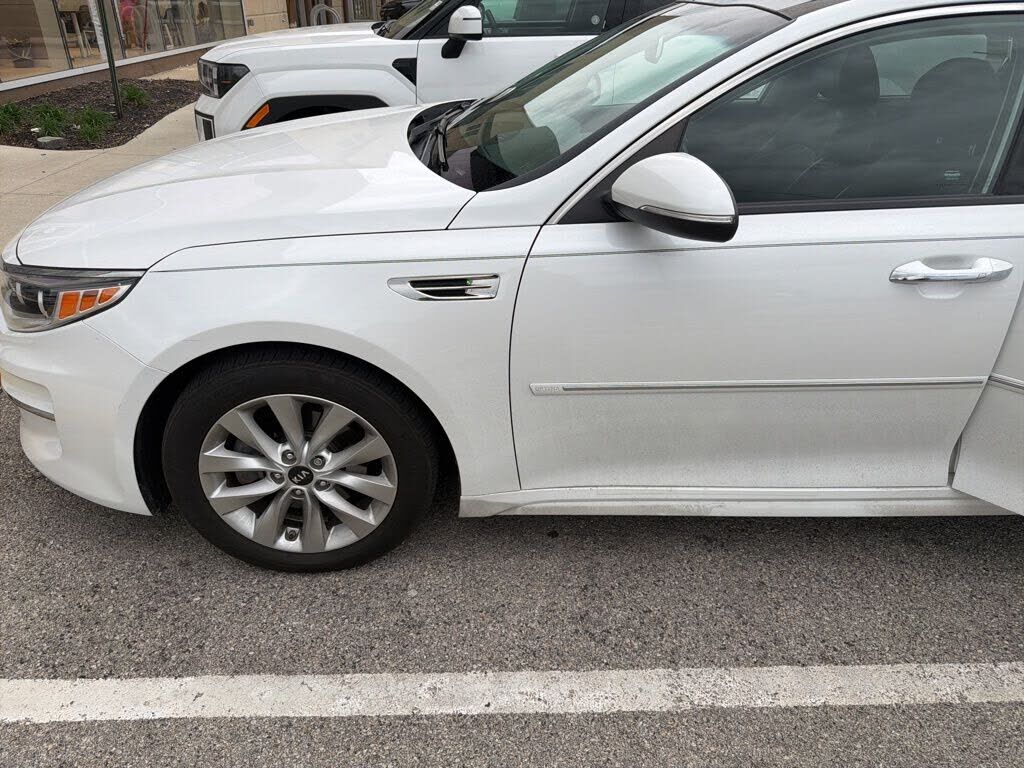 2016 KIA Optima