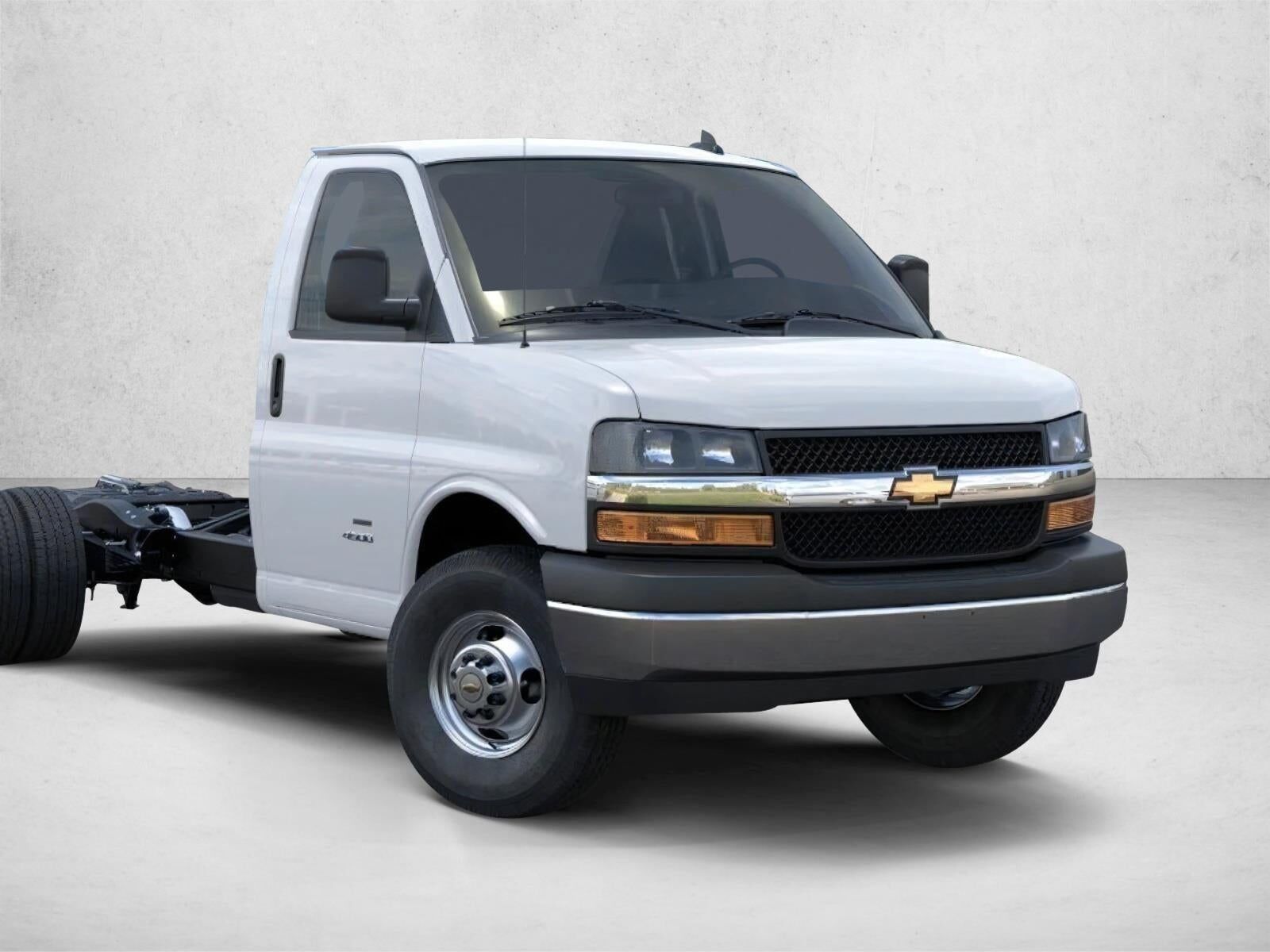 2025 CHEVROLET Express