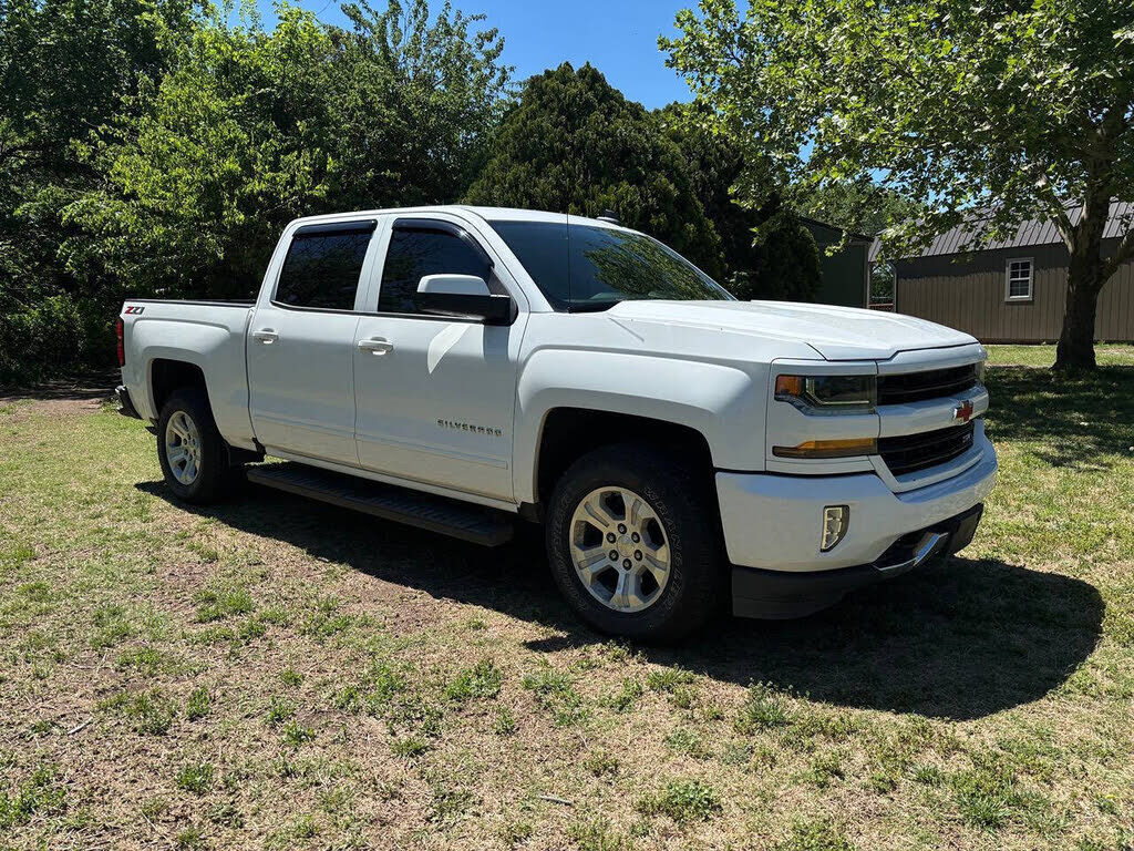 2018 CHEVROLET Silverado