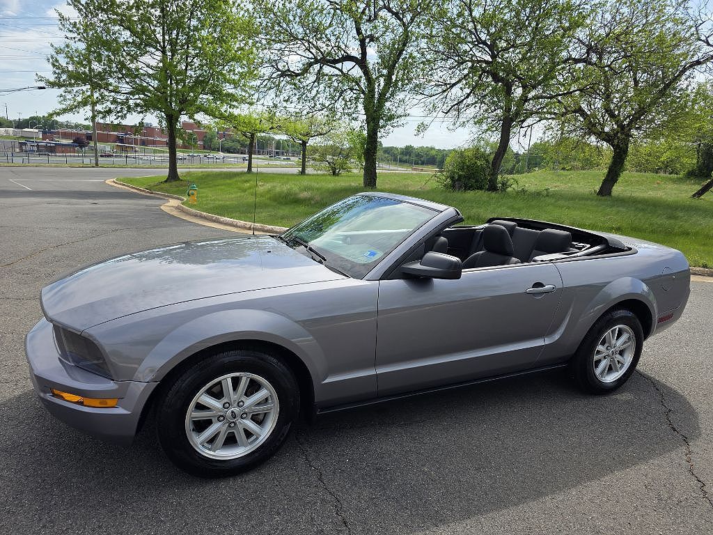 2006 FORD Mustang