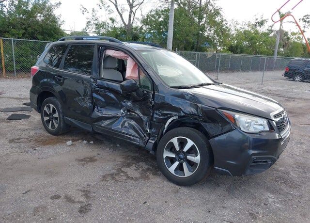 2017 SUBARU Forester