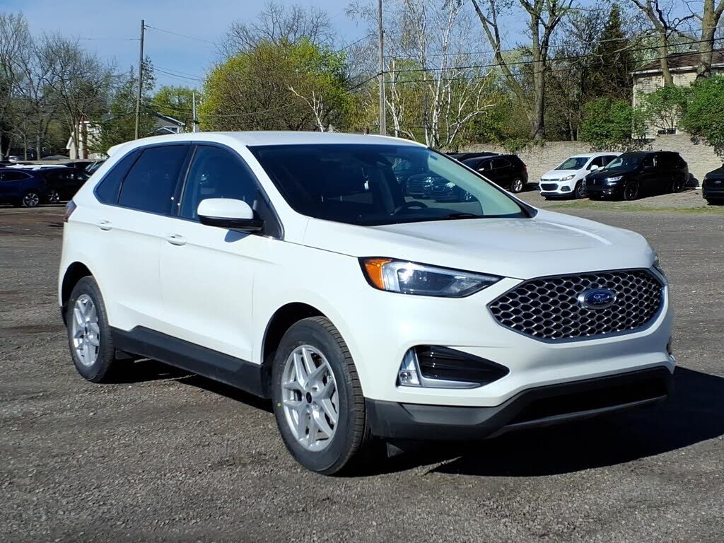 2024 FORD Edge