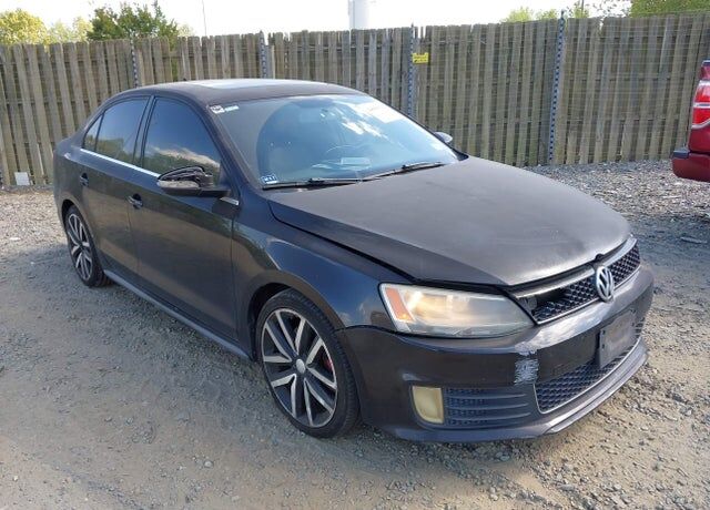 2012 VOLKSWAGEN Jetta