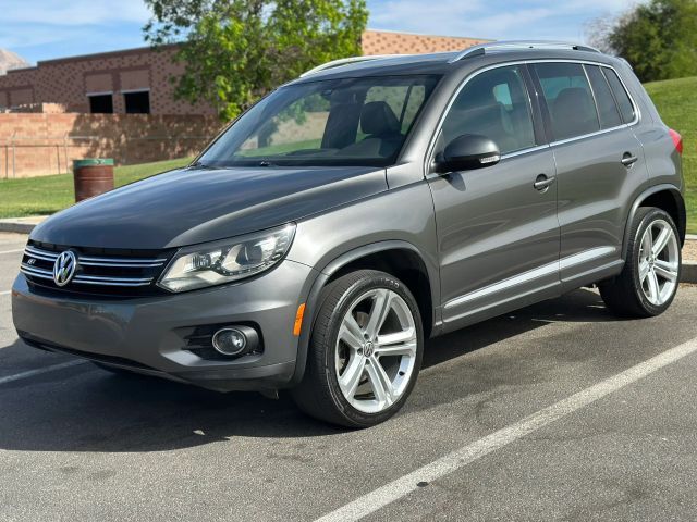 2014 VOLKSWAGEN Tiguan