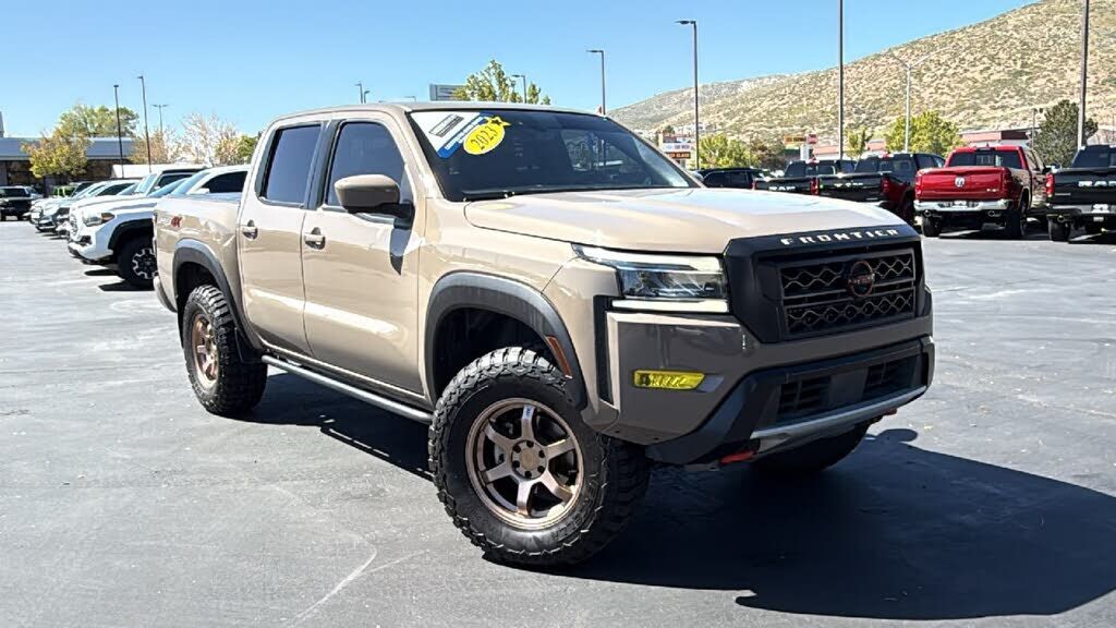 2023 NISSAN Frontier