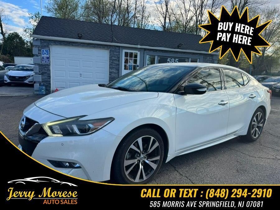 2017 NISSAN Maxima