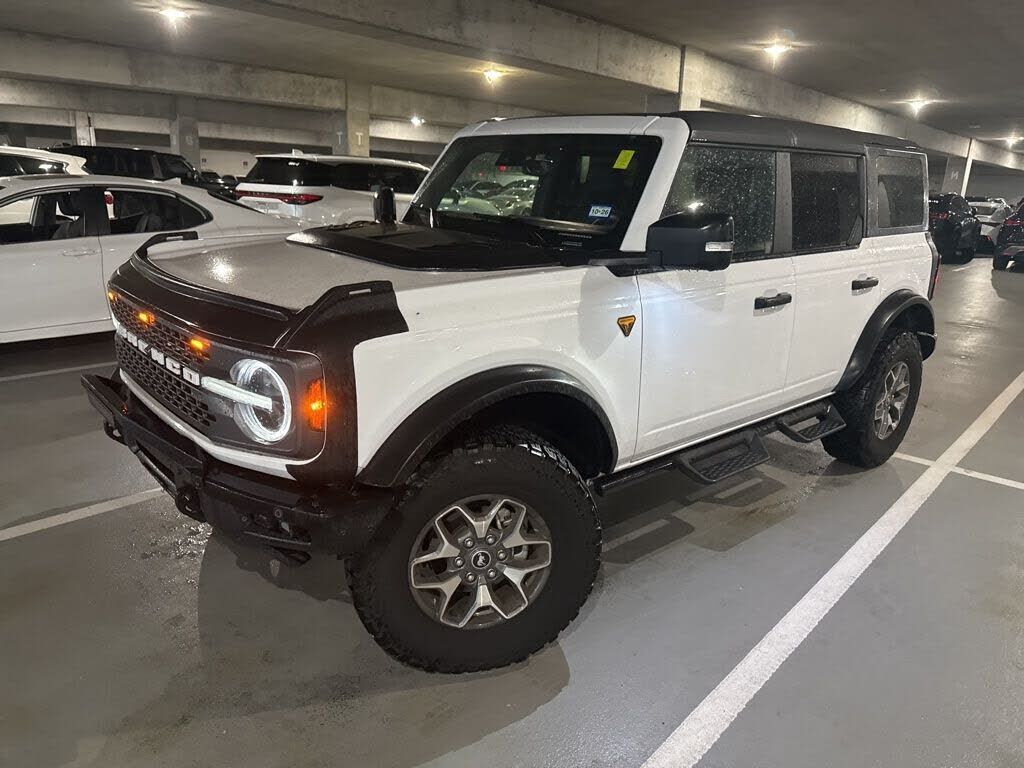 2024 FORD Bronco