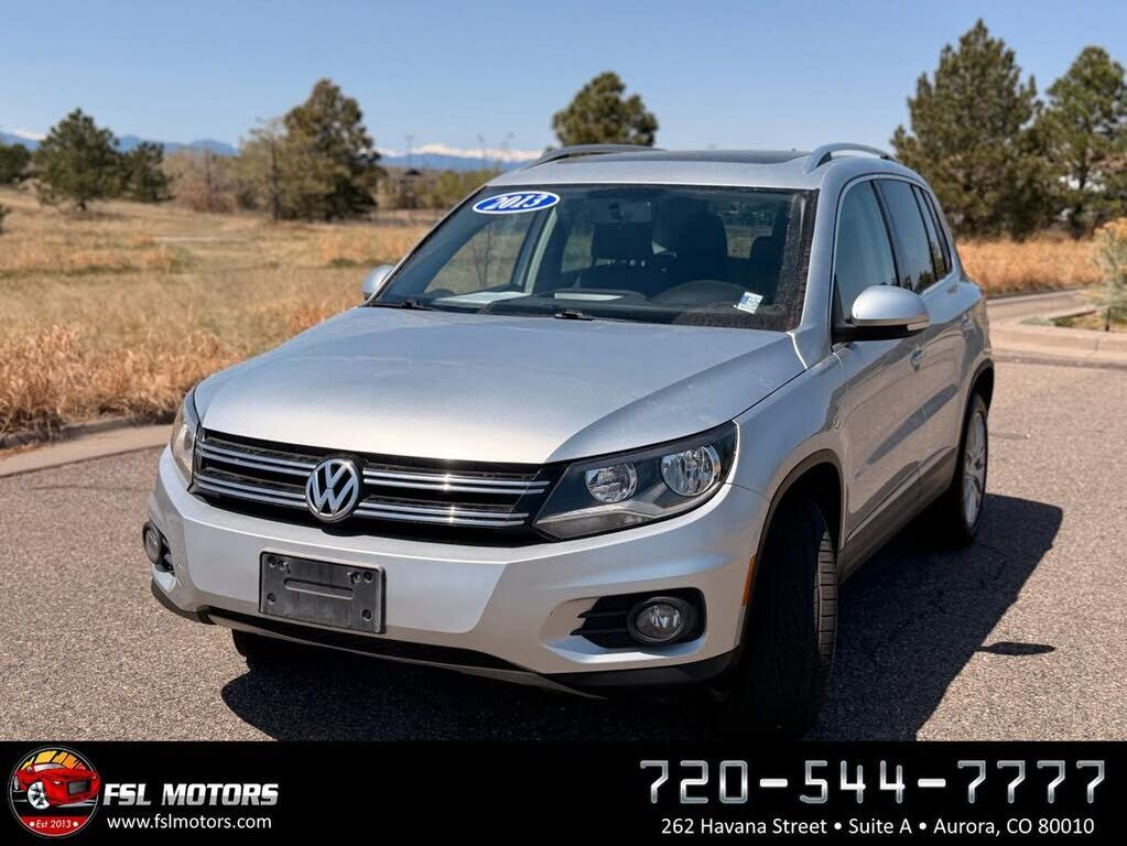 2013 VOLKSWAGEN Tiguan