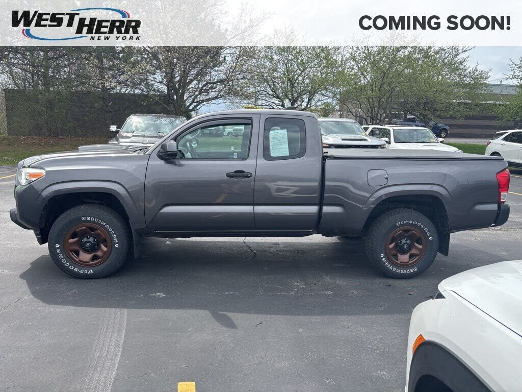 2016 TOYOTA Tacoma