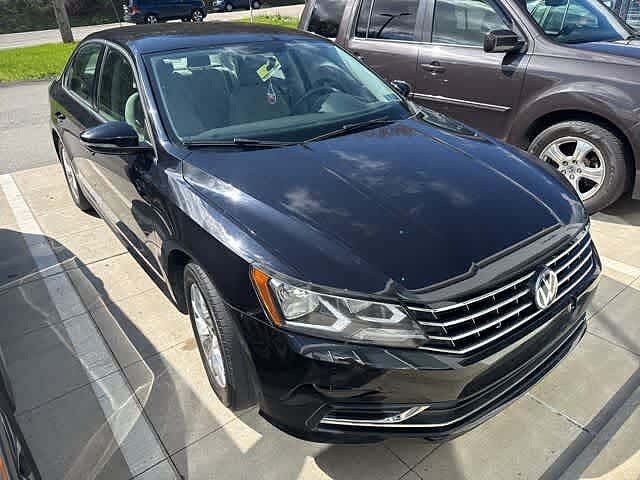 2018 VOLKSWAGEN Passat