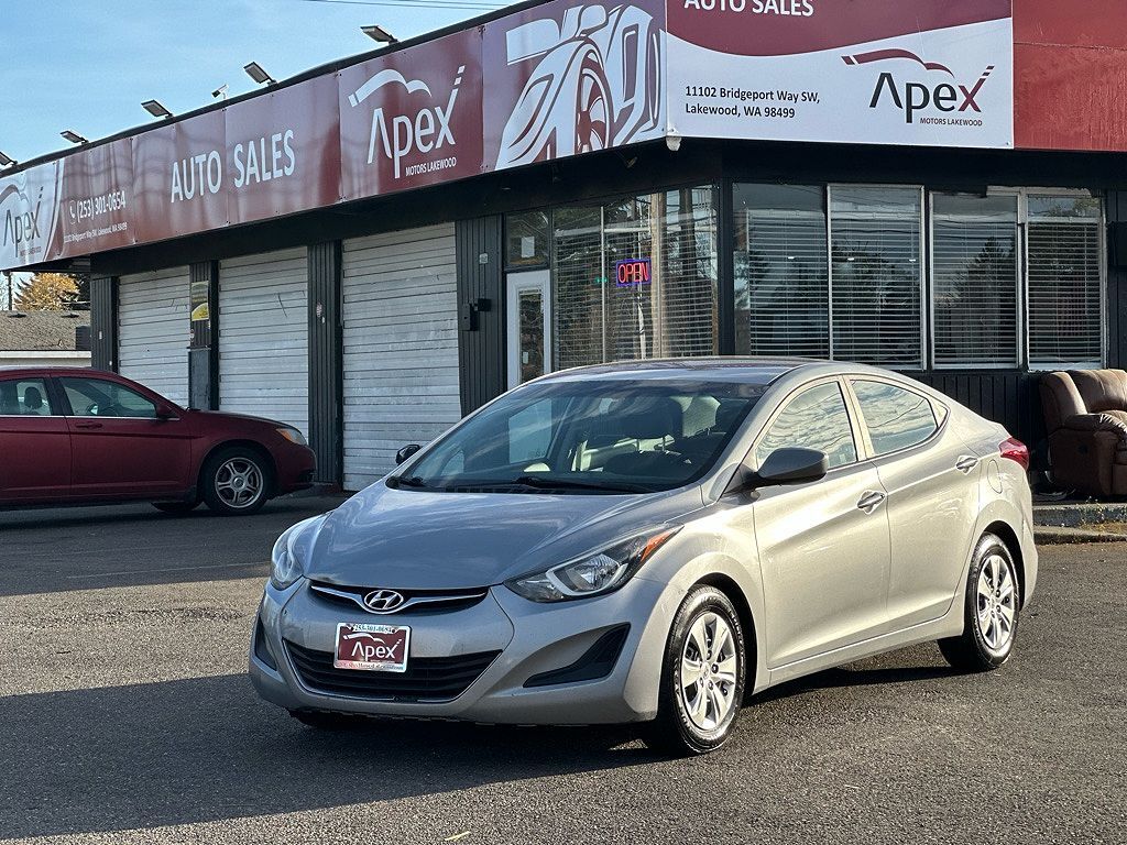 2016 HYUNDAI Elantra