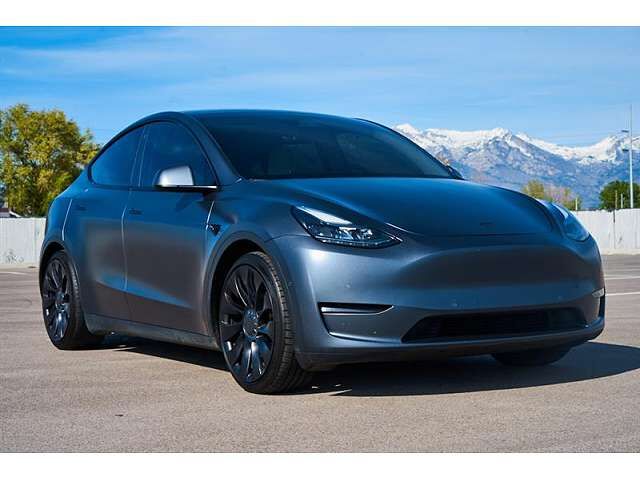 2022 TESLA Model Y