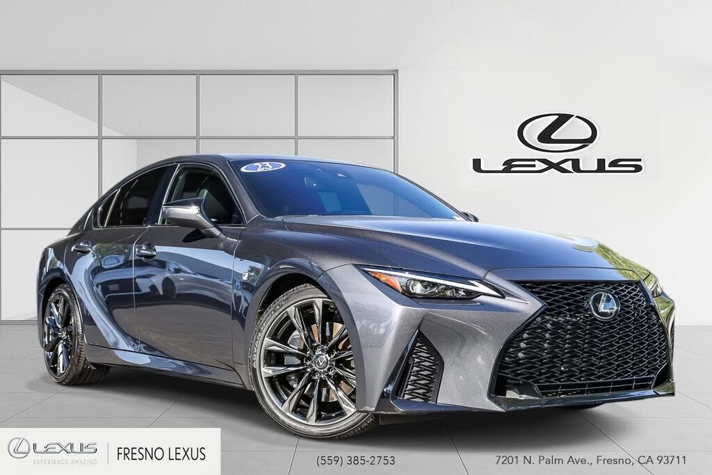 2023 LEXUS IS