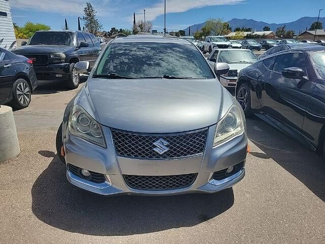 2013 SUZUKI Kizashi
