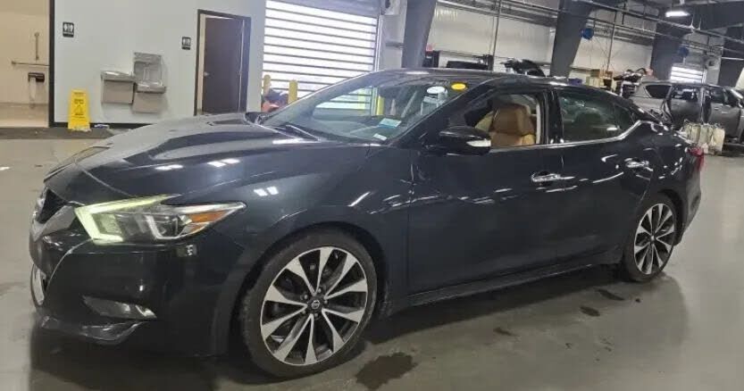 2016 NISSAN Maxima