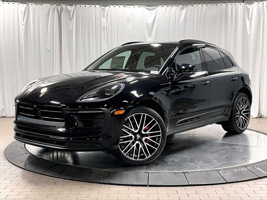 2026 PORSCHE Macan