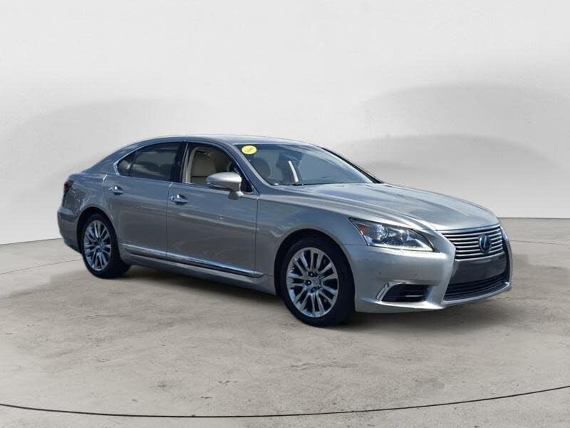 2016 LEXUS LS