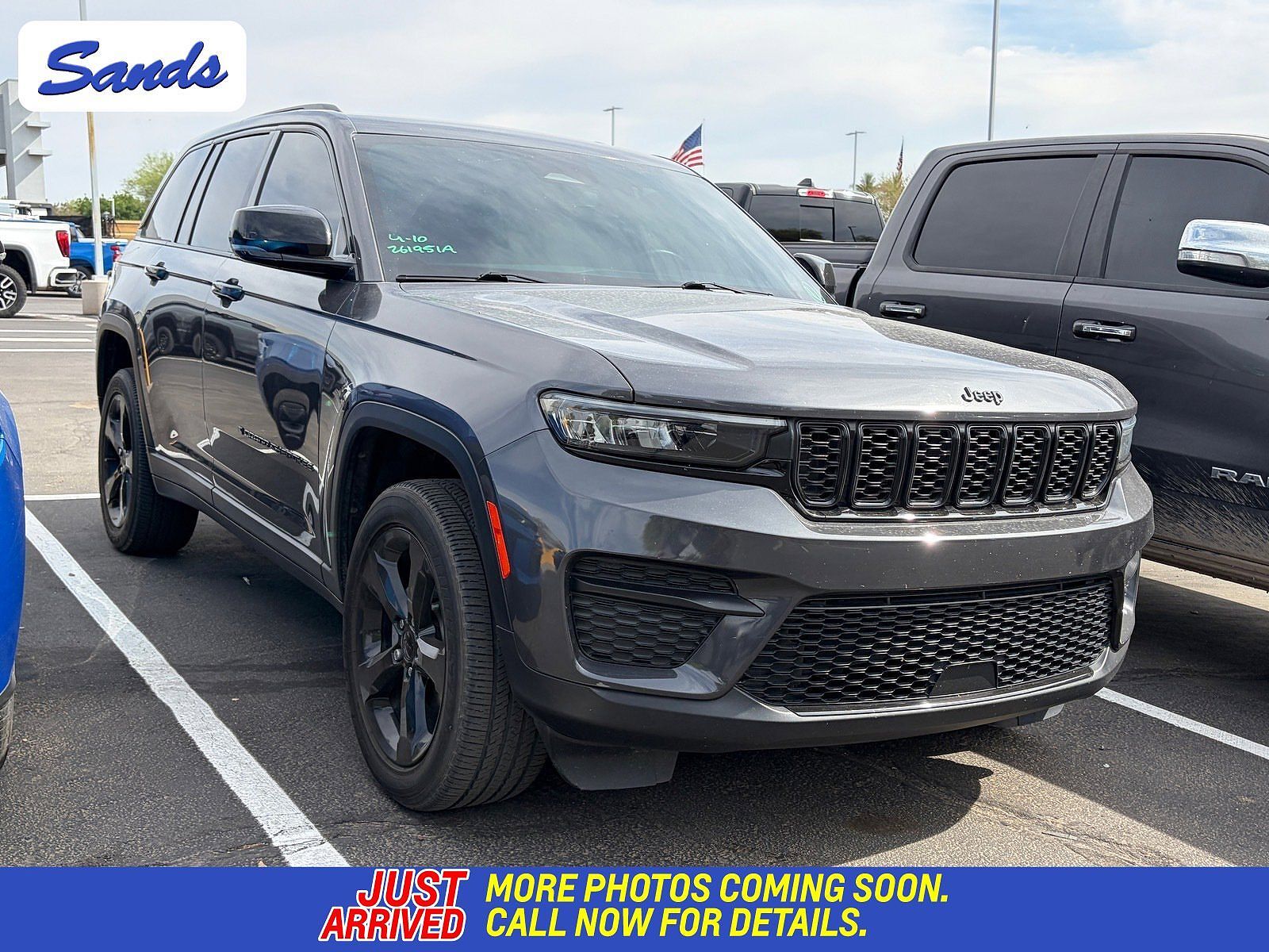 2022 JEEP Grand Cherokee