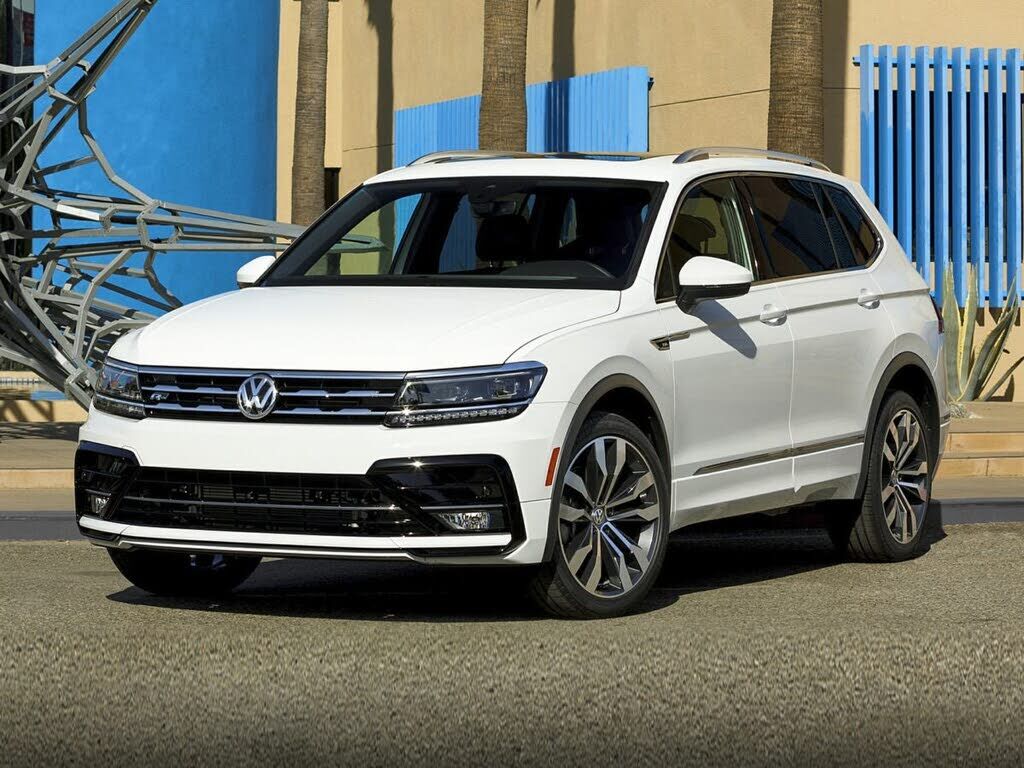 2019 VOLKSWAGEN Tiguan