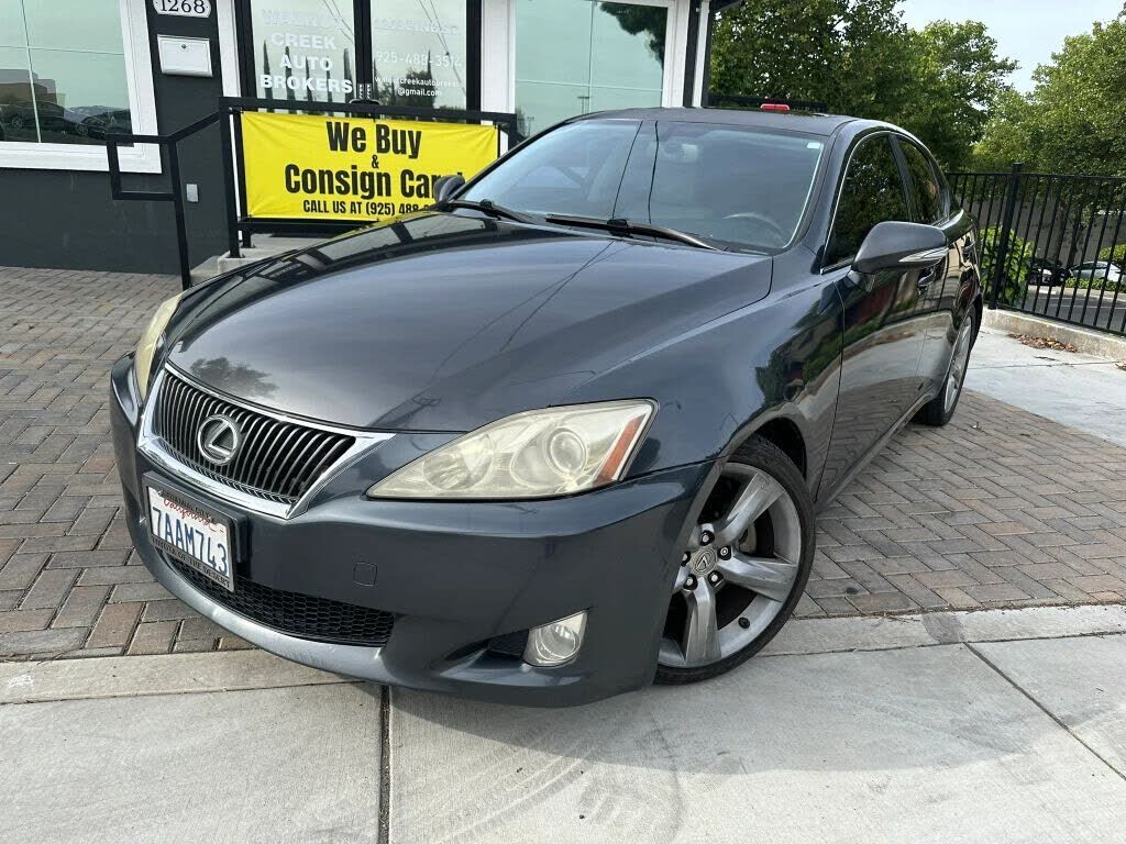 2010 LEXUS IS