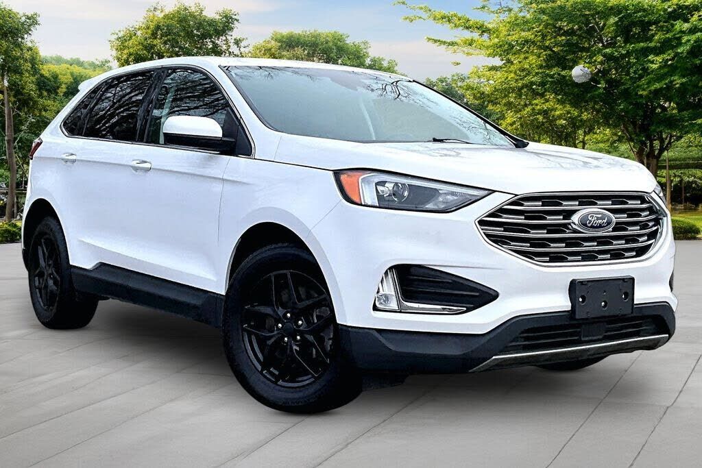 2022 FORD Edge