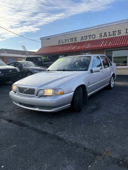 1999 VOLVO S70
