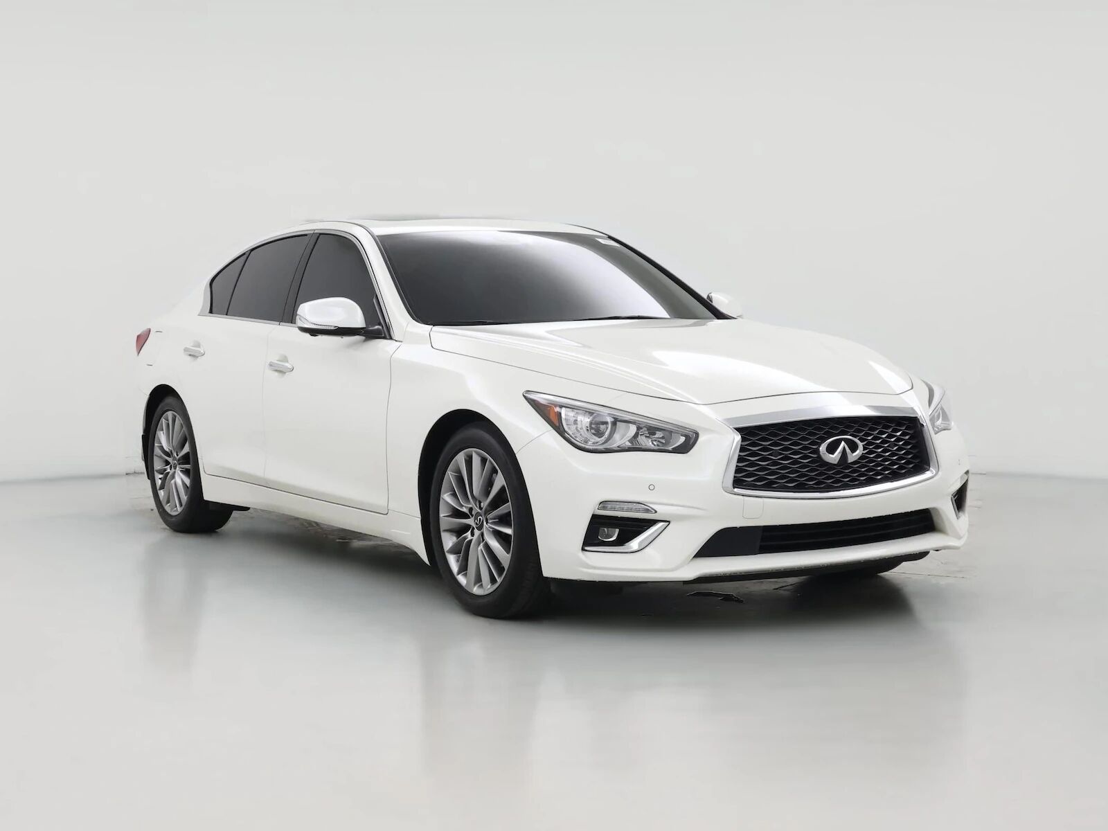 2022 INFINITI Q50