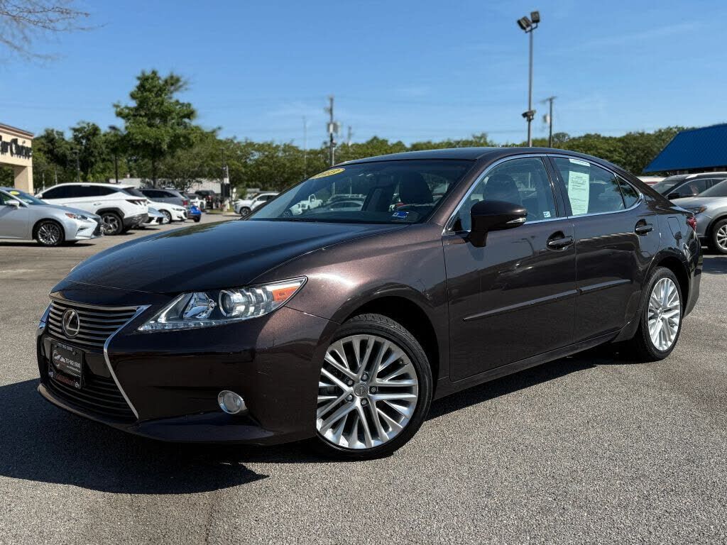 2013 LEXUS ES