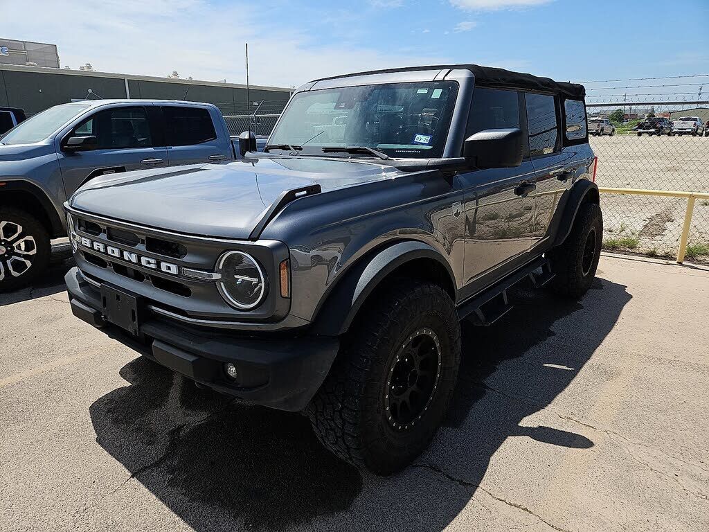 2022 FORD Bronco