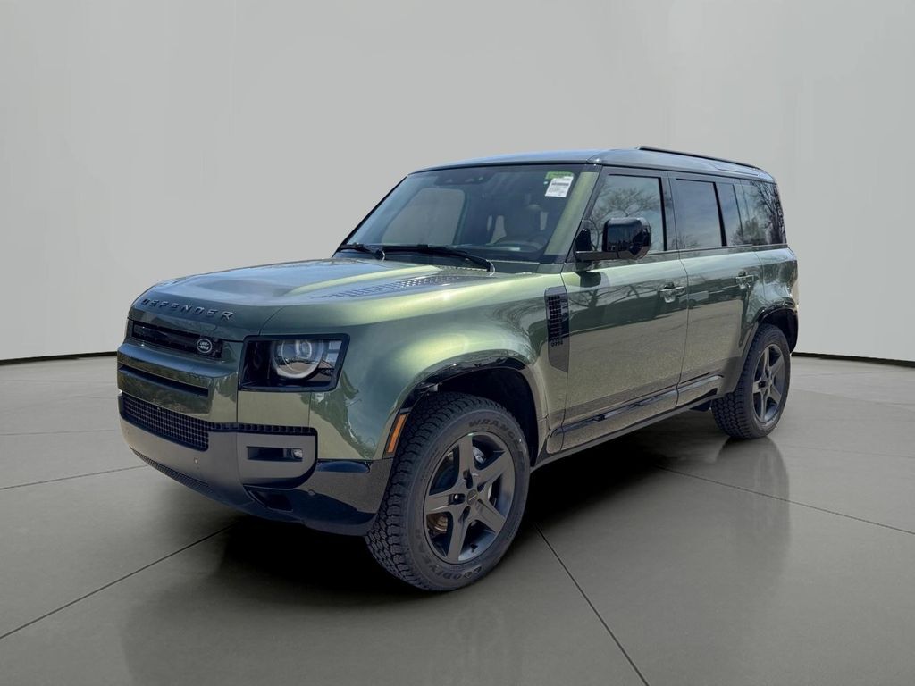 2026 LAND ROVER Defender