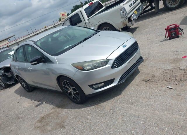 2017 FORD Focus