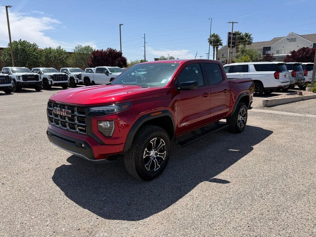 2024 GMC Canyon