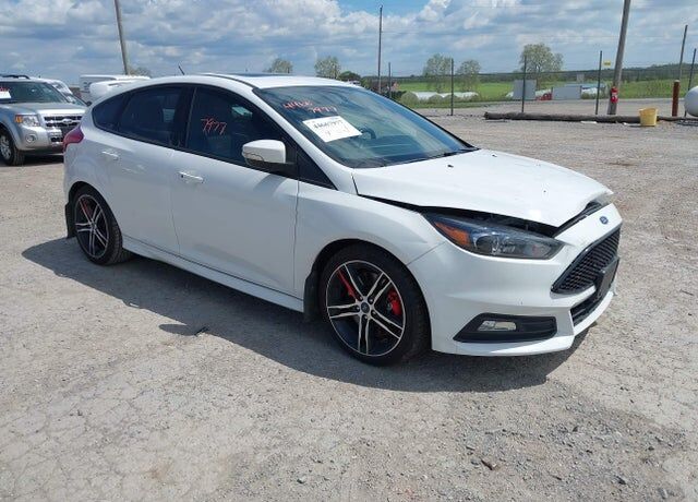 2017 FORD Focus