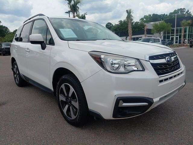 2017 SUBARU Forester