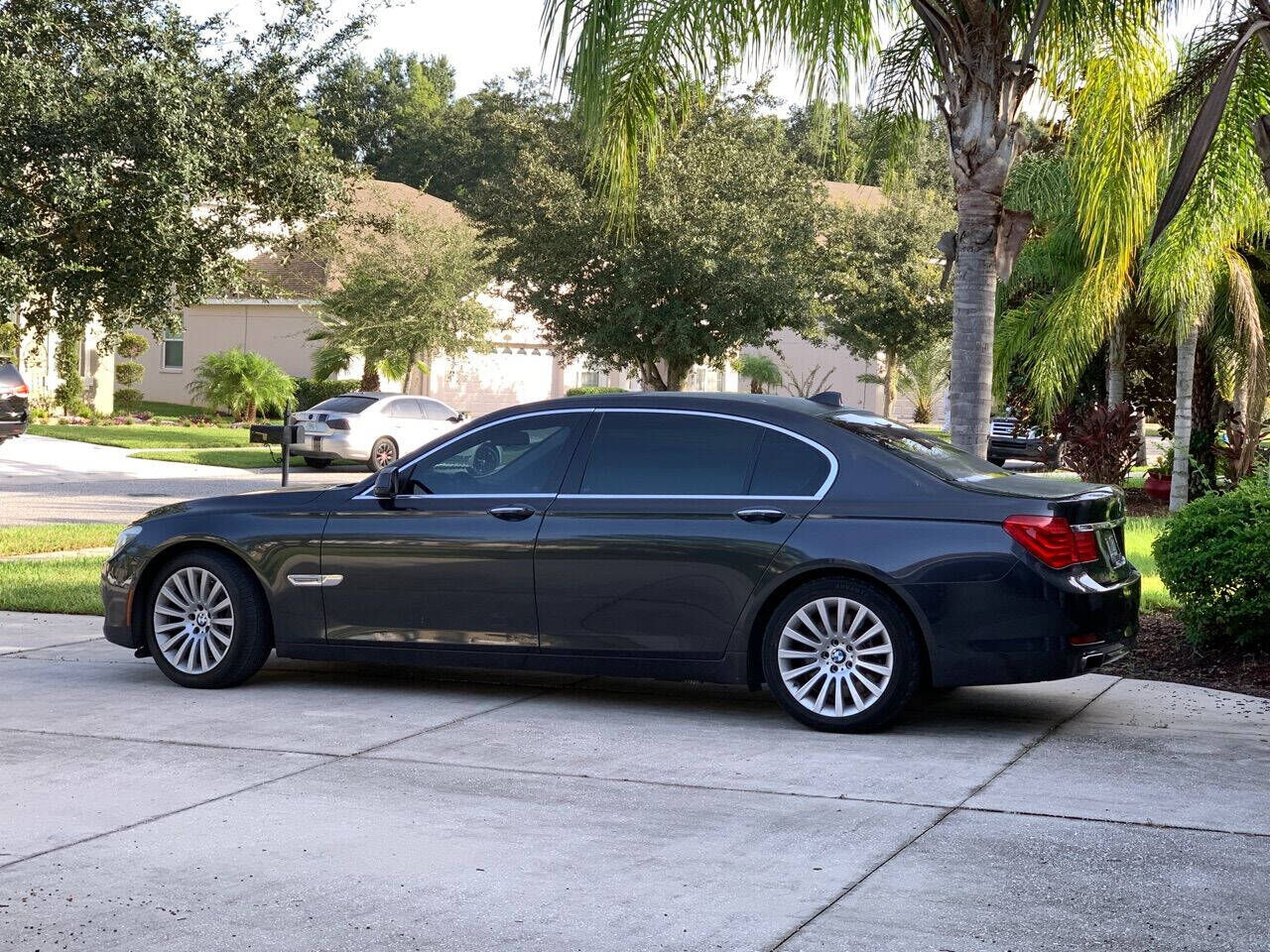 2012 BMW 7 Series