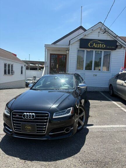2015 AUDI S8