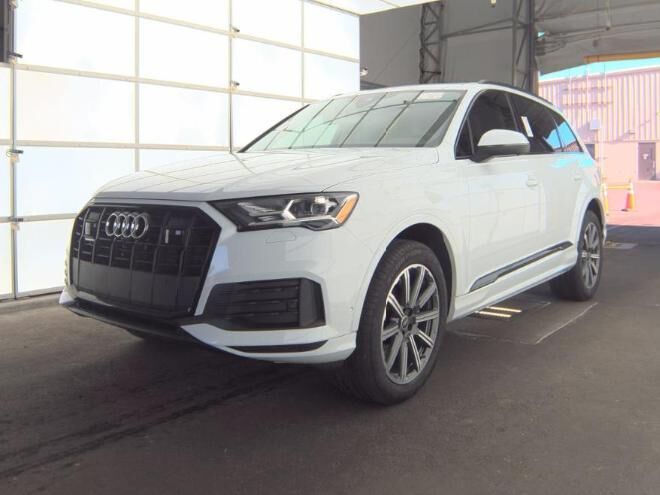 2023 AUDI Q7